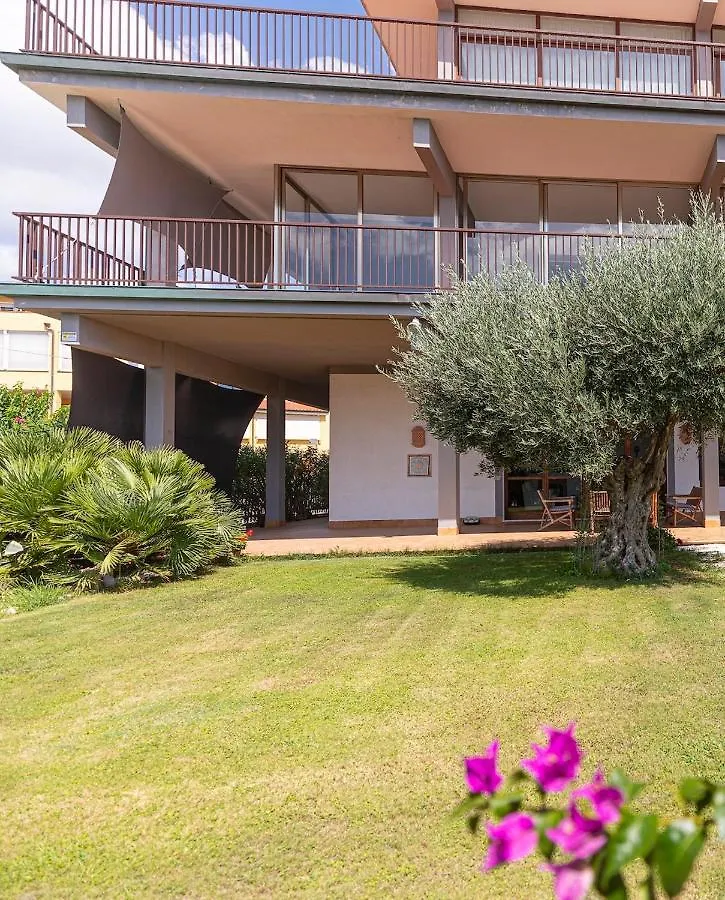 Villa Arrecifes Fertilia 0*,